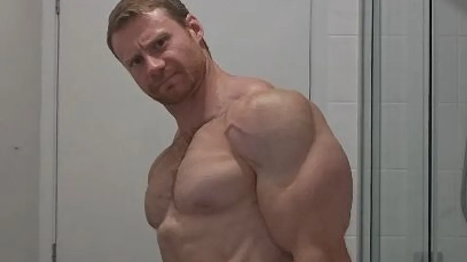 Ginger Aussie Poses Nude - ThisVid.com