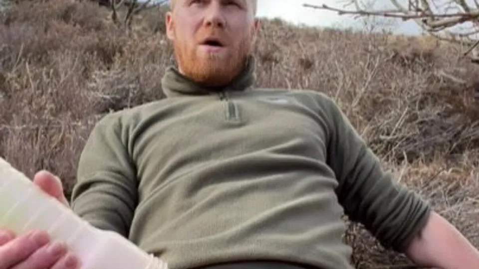 Ginger jerks off outside - ThisVid.com