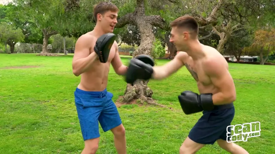 Gino & Lane: Bareback Boxing