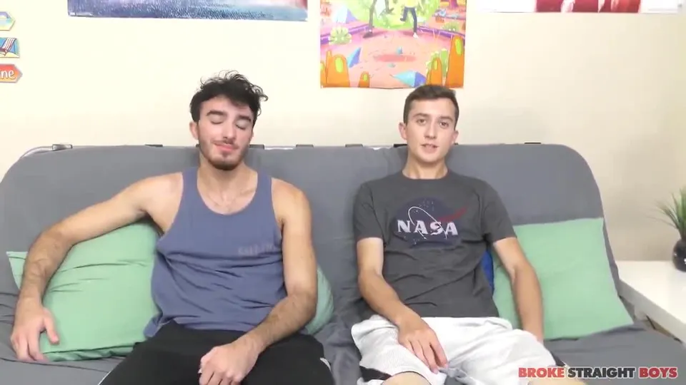GinoZanetti Nude Leaks Gay Porn, Sexy Handsome Dreamboat Loves Being Bareback Ass Fucked Hard (19).mp4