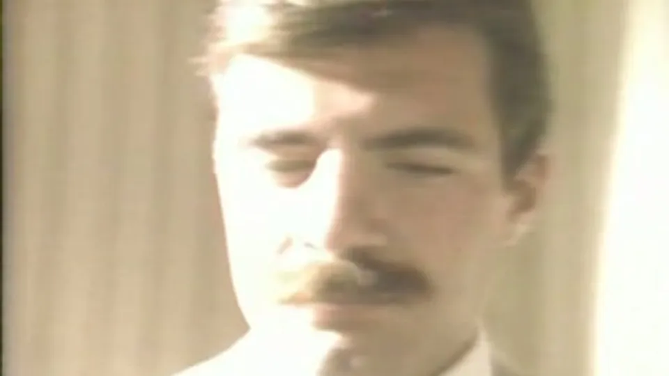 Hairy Daddy Glen Steers in Elevator Encounter