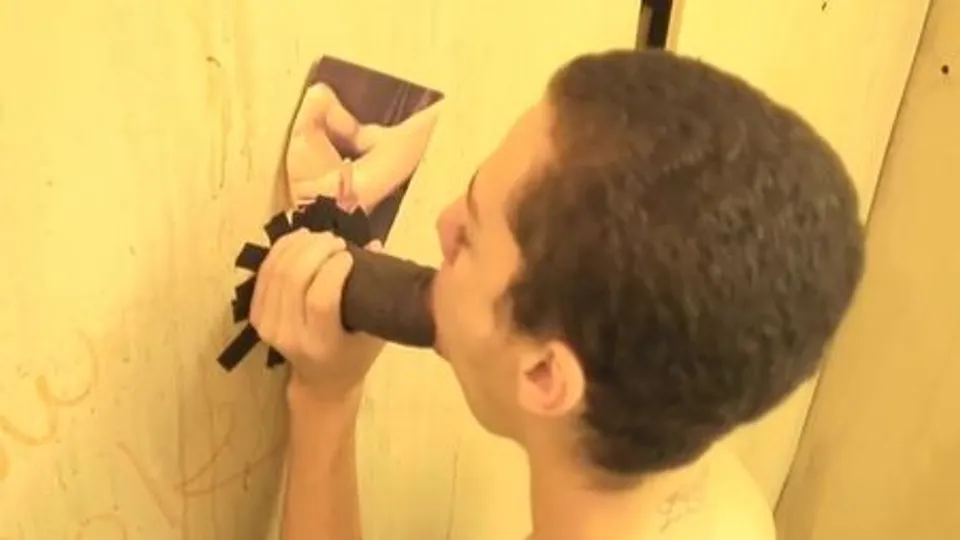 GloryholeAndHandjobs: Stroking with nasty Phillip among Tyrese