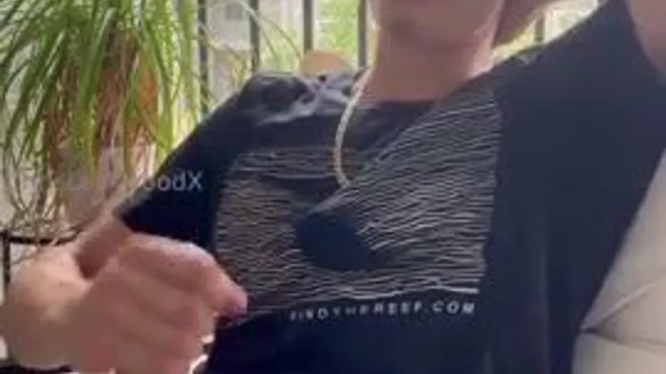 Good jerking outside