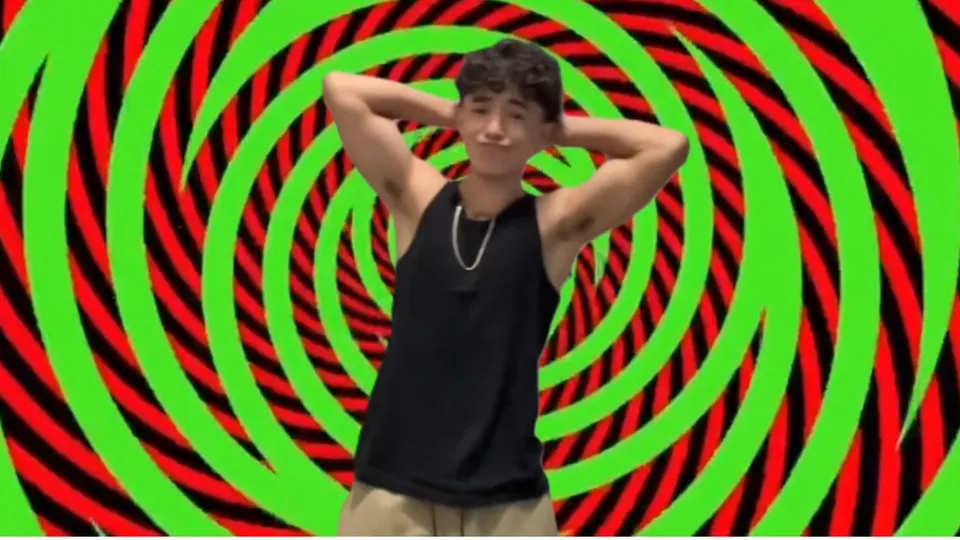Goon Content: TikTok Jongen's Dumme Vreugde
