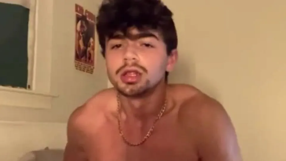 Gooning til cumming - ThisVid.com