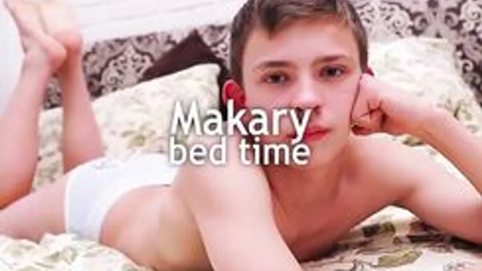 Gorgeous Boy Cum Show