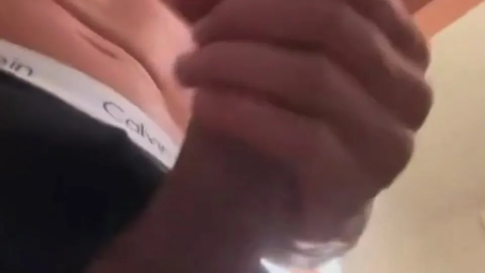 Great bating session with loud cum shot