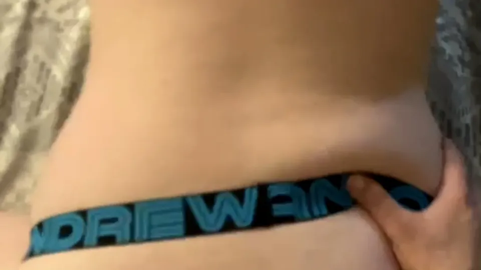 Grindr slut takes anon cock bareback - ThisVid.com