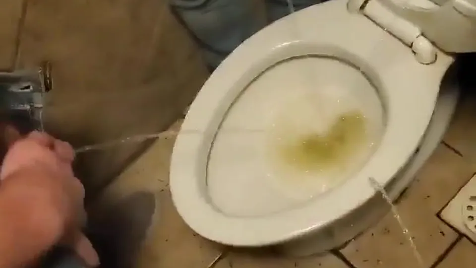 Group Pee - ThisVid.com