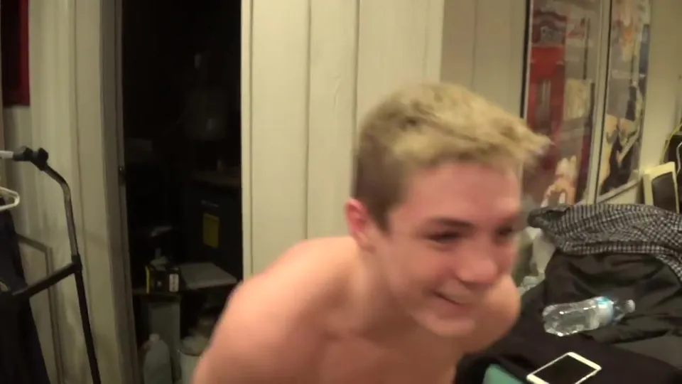 Gut punch hot guy - video 3 - ThisVid.com