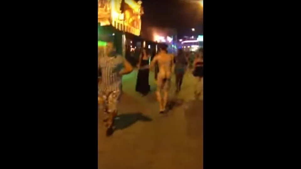 Guy dancing naked in magaluf street - ThisVid.com