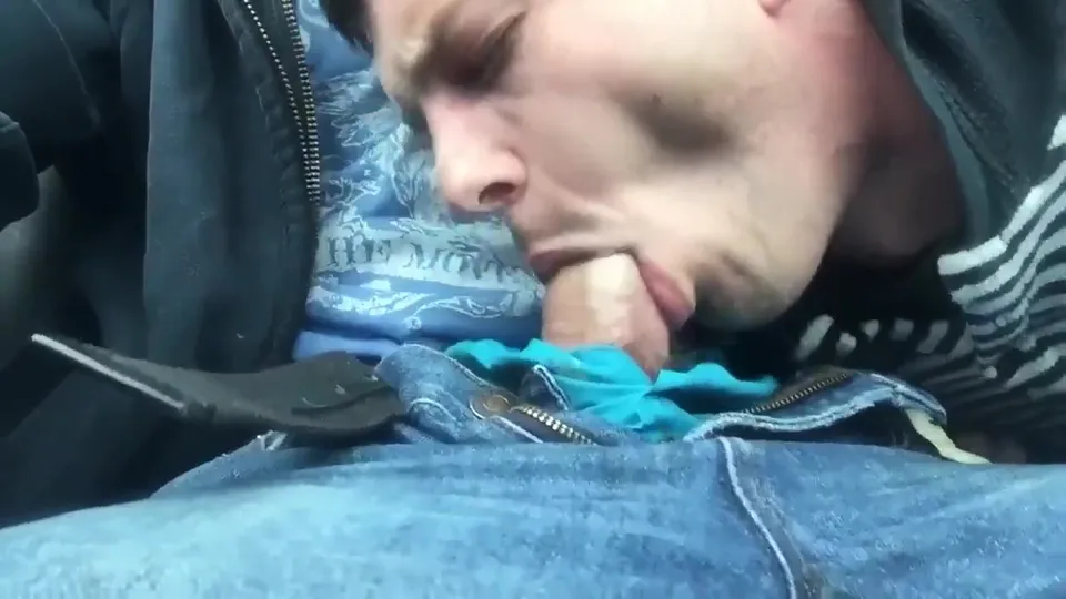 Guy Deepthroat And Swallow - ThisVid.com