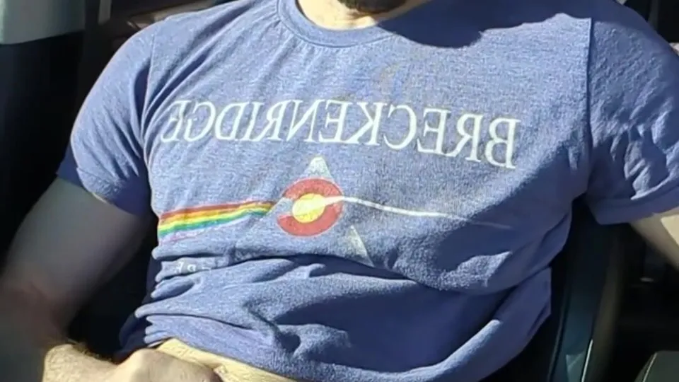 Guy eats his thick load before work - ThisVid.com