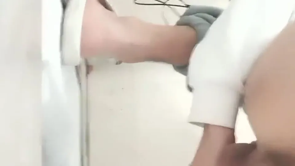 Toilet Masturbation: Open Anus