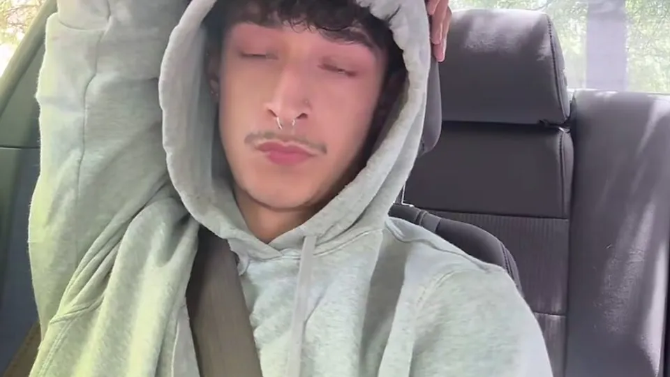 Guy Jerks Off and Cums on Tiktok Live - ThisVid.com
