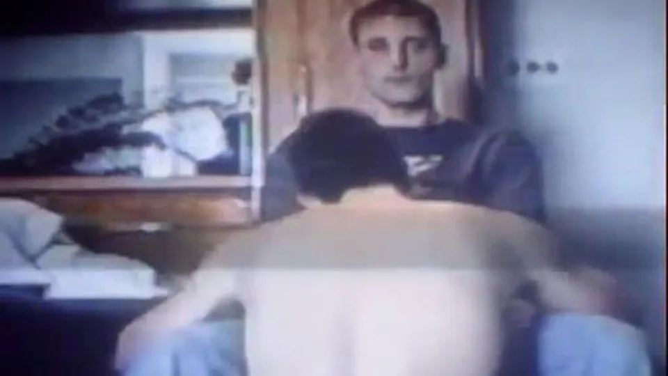 Guy sucks - video 2 - ThisVid.com
