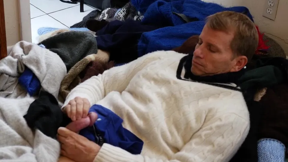 Guy with sweater fetish wanks and spunks all over them - ThisVid.com