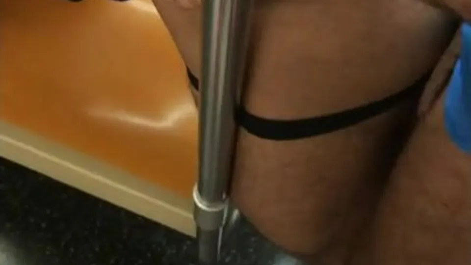 纽约地铁站同性相遇