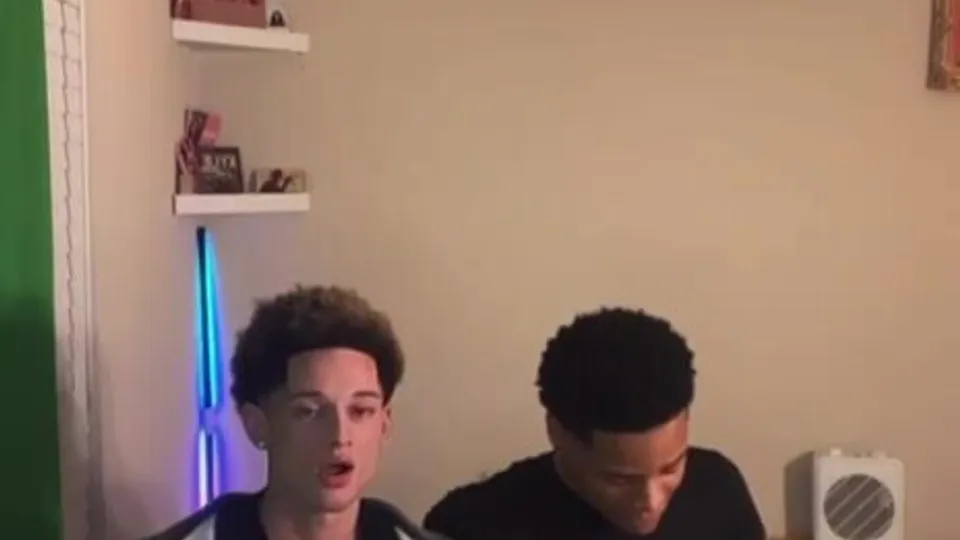 Guys having fun on IG Live - ThisVid.com