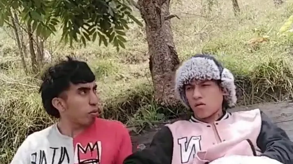 Guys jerk on the mountainside - ThisVid.com