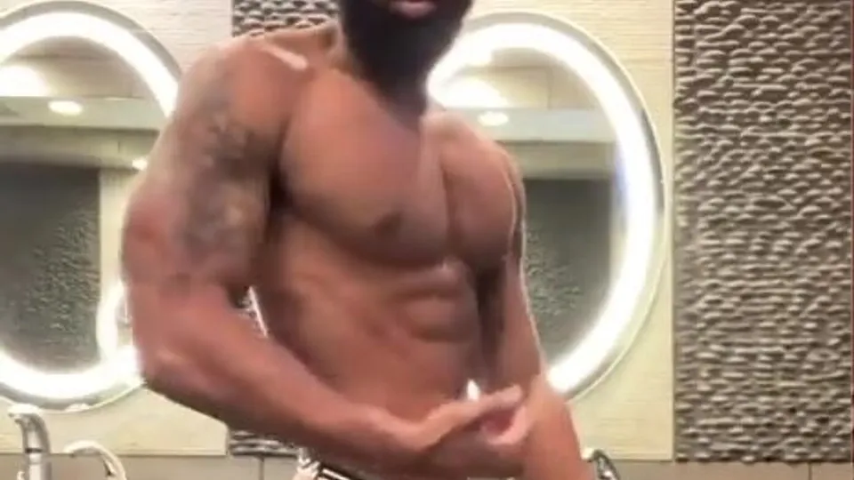 Siyah Erkek Jockstrap Çalışması