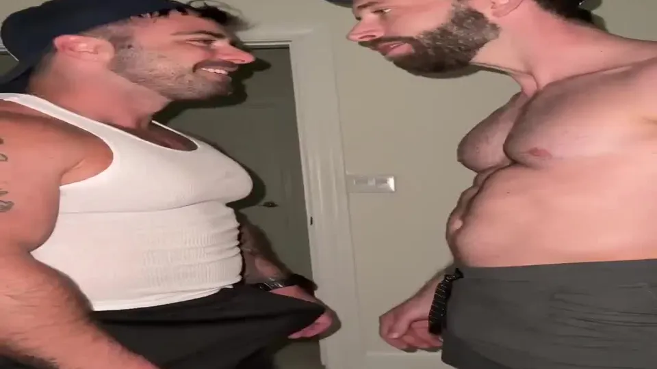 Gym Muscle DILF, Strong Arms And Hot Chest, Cock Sucking And Kinky Cock Stuff With Fuck Buddies (12).mp4