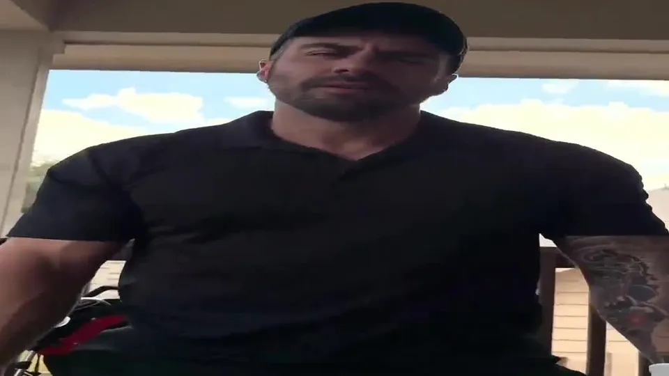 Gym Muscle DILF, Strong Arms And Hot Chest, Cock Sucking And Kinky Cock Stuff With Fuck Buddies (6).mp4