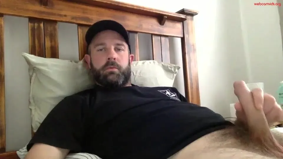 Hairy aussie guy - ThisVid.com
