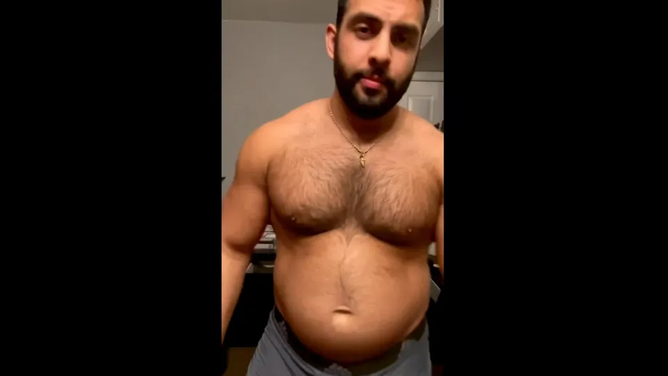 Hairy daddy belly - video 2 - ThisVid.com