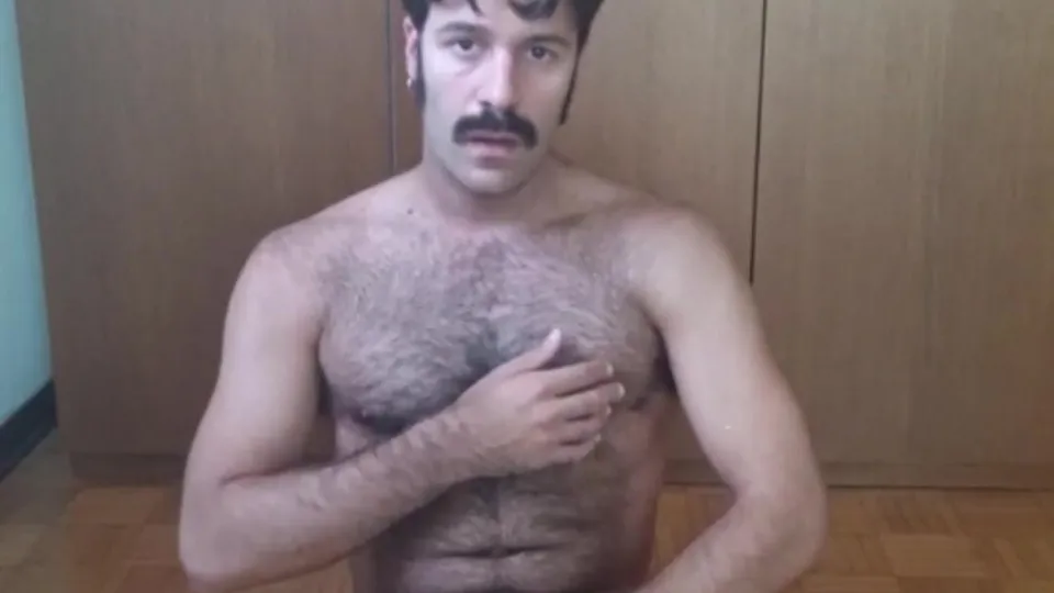 Hairy daddy cum a lot - ThisVid.com