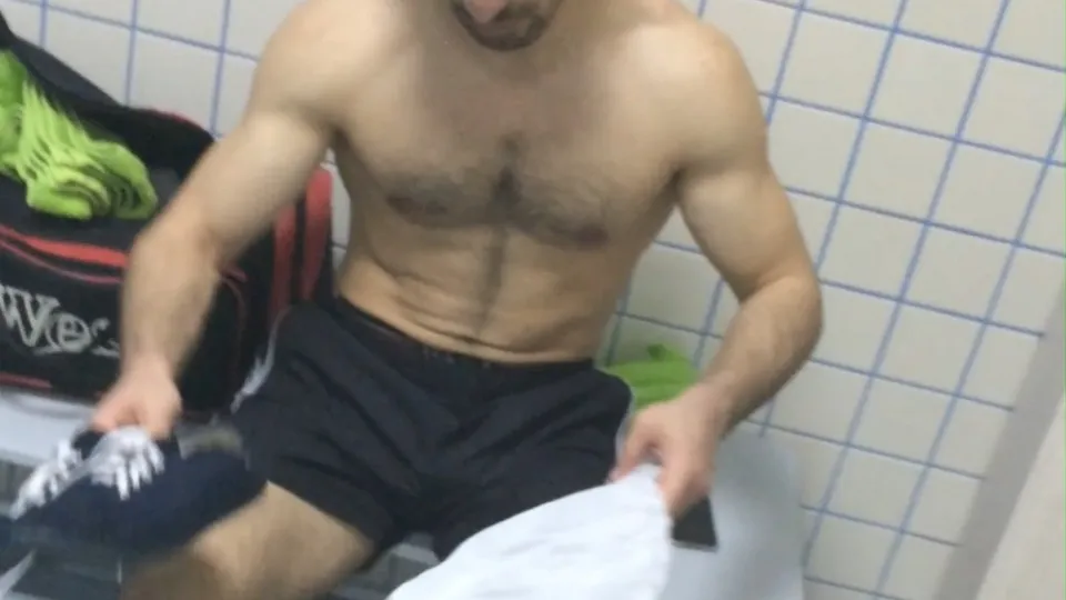 Hairy guy caught naked - ThisVid.com