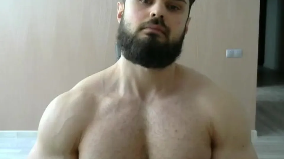 Hairy Guy Muscles Flexing and jerking - ThisVid.com