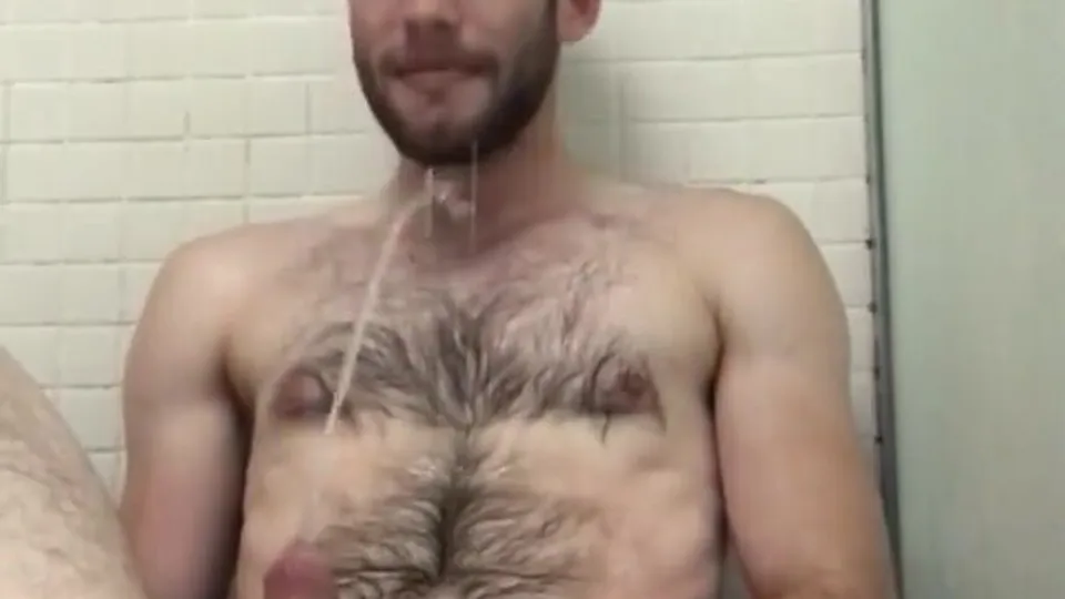 Hairy Jock Covered In Piss - ThisVid.com