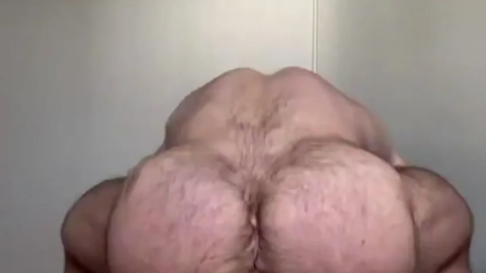 Hairy muscle bro gets his ass bred and pushes it out - ThisVid.com