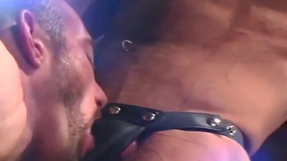 Hairy muscular daddy fucks his man - ThisVid.com
