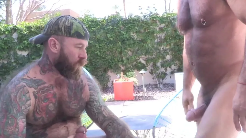 Hairy Tattooed Muscle Bear Gets Fucked Outdoors - ThisVid.com