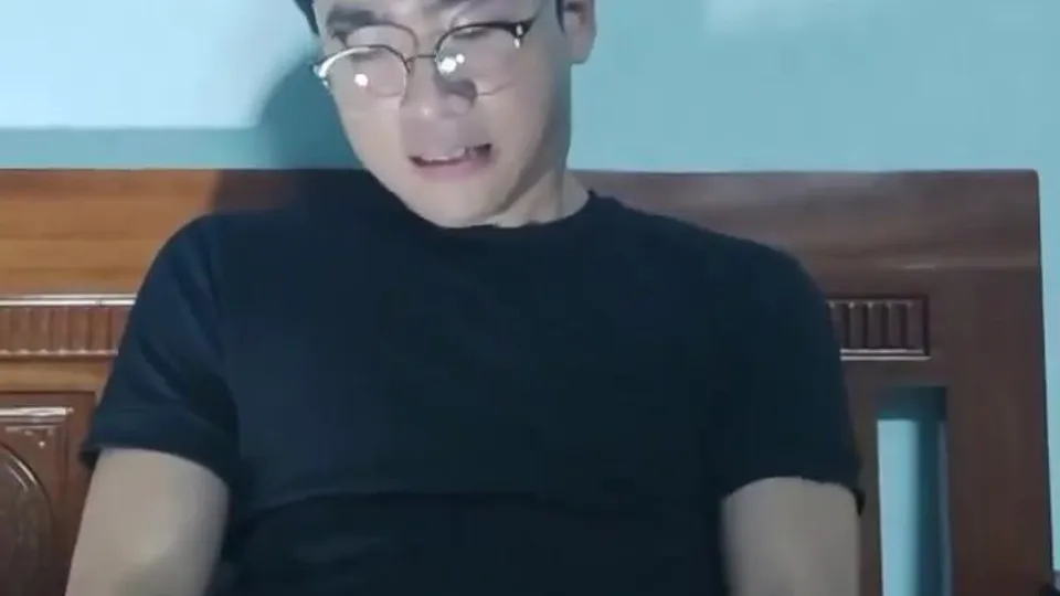 Azjatycki Nerd i jego Wieczorny Wylot