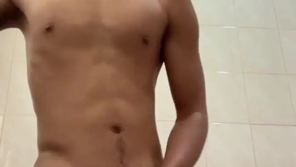 Handsome asian twunk cums before shower