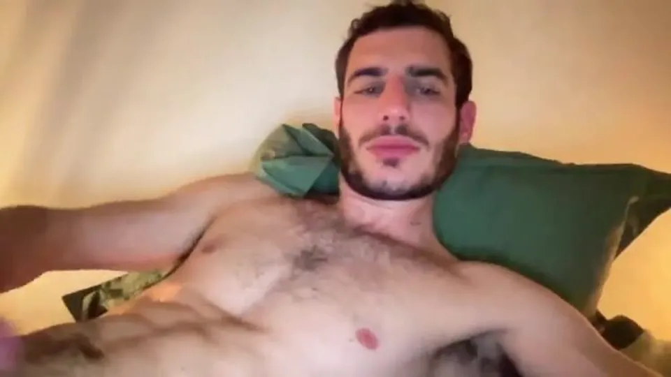 Fit Man's Webcam Solo Show
