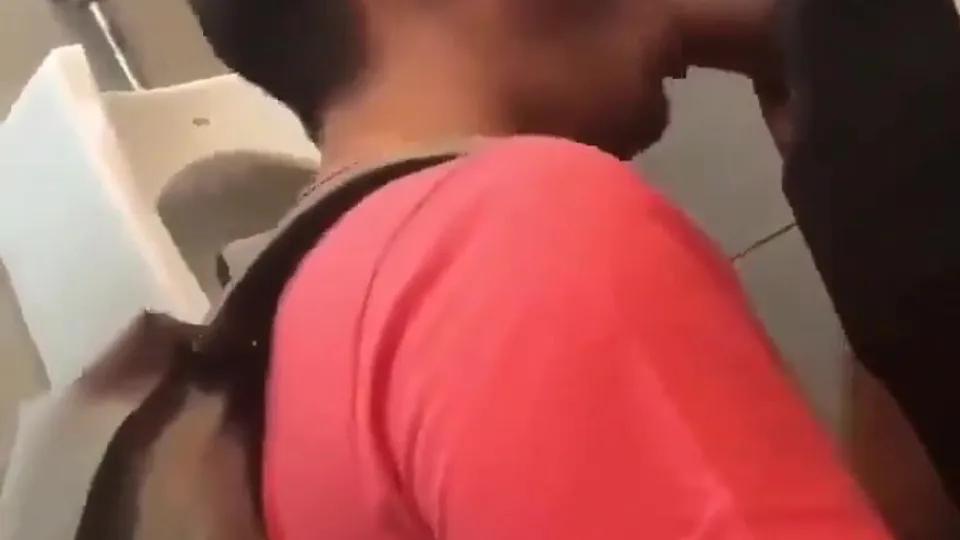 Handsome guy cruising in public bathroom - ThisVid.com