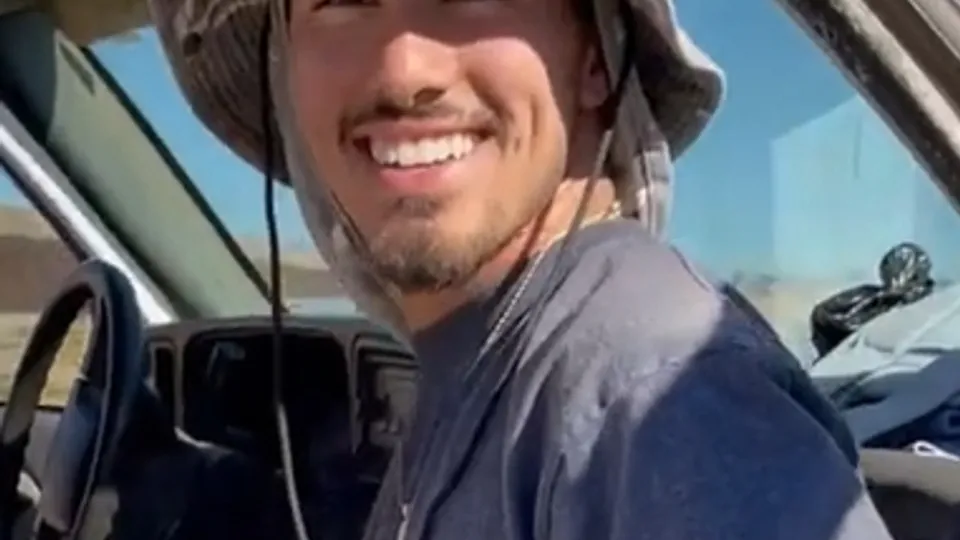 Handsome guy, great ass and cock - ThisVid.com
