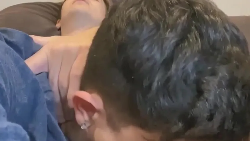 Handsome guy sucks friend's thick cock, deep throats, r - ThisVid.com