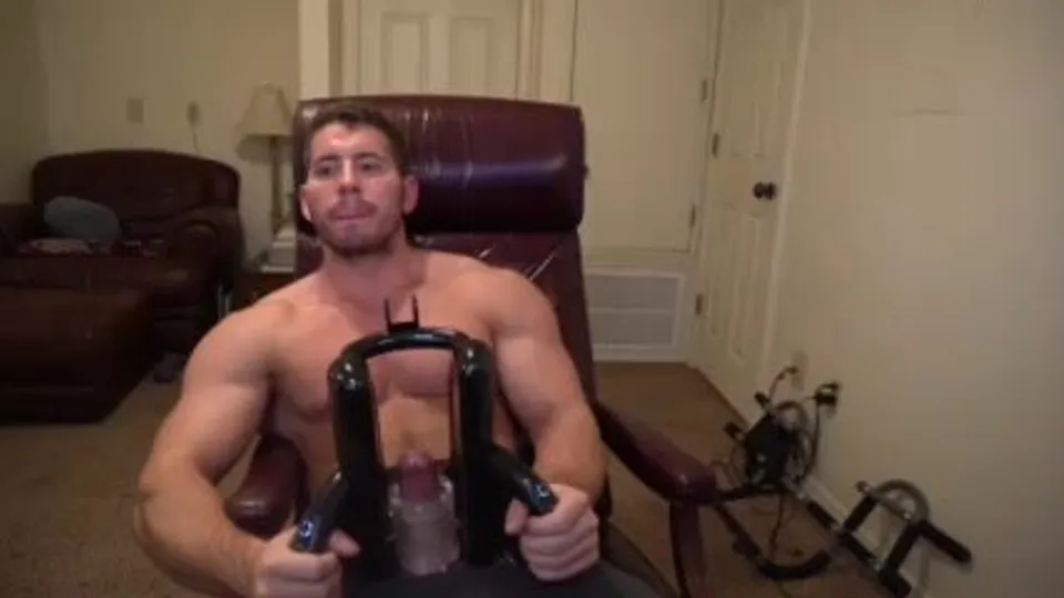 Handsome muscle hunk uses masturbator gadget - ThisVid.com