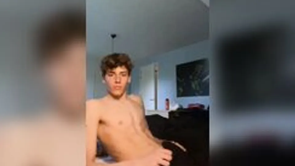 Twink Masturbates in House