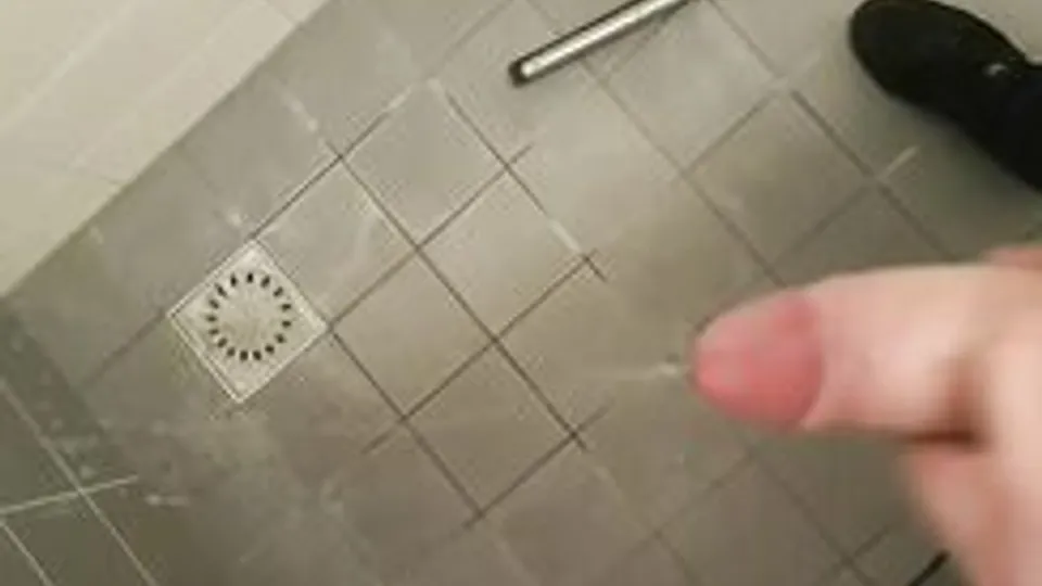 Hard piss and cum