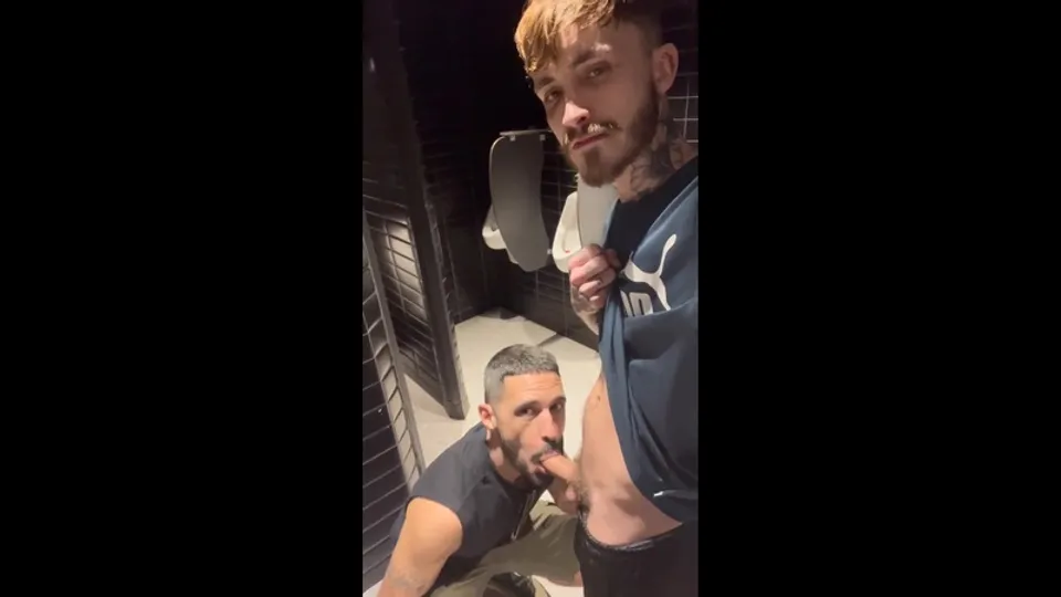 Hariel Dias & Shulxxx in Public Bathroom Encounter