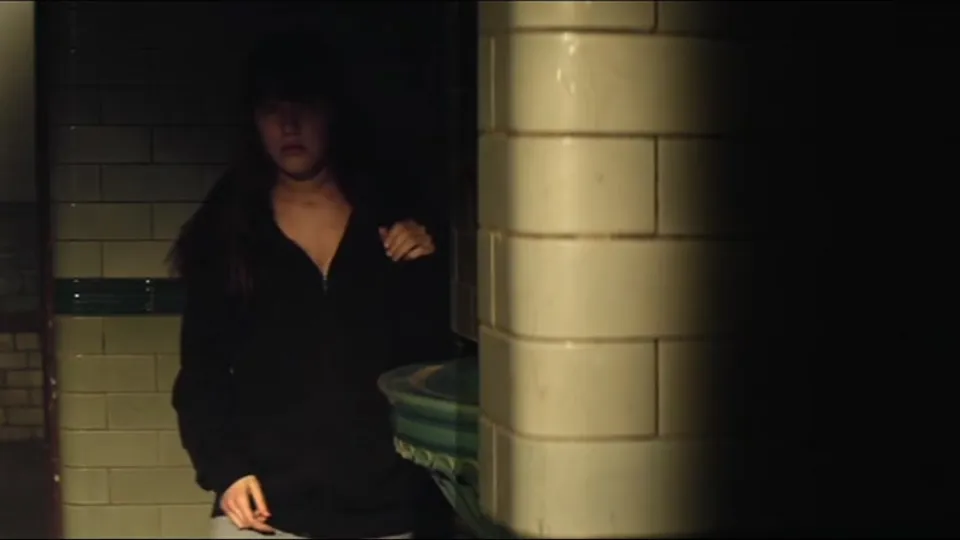 Harry Eden Bulge, Straight Scene in Nightswimming