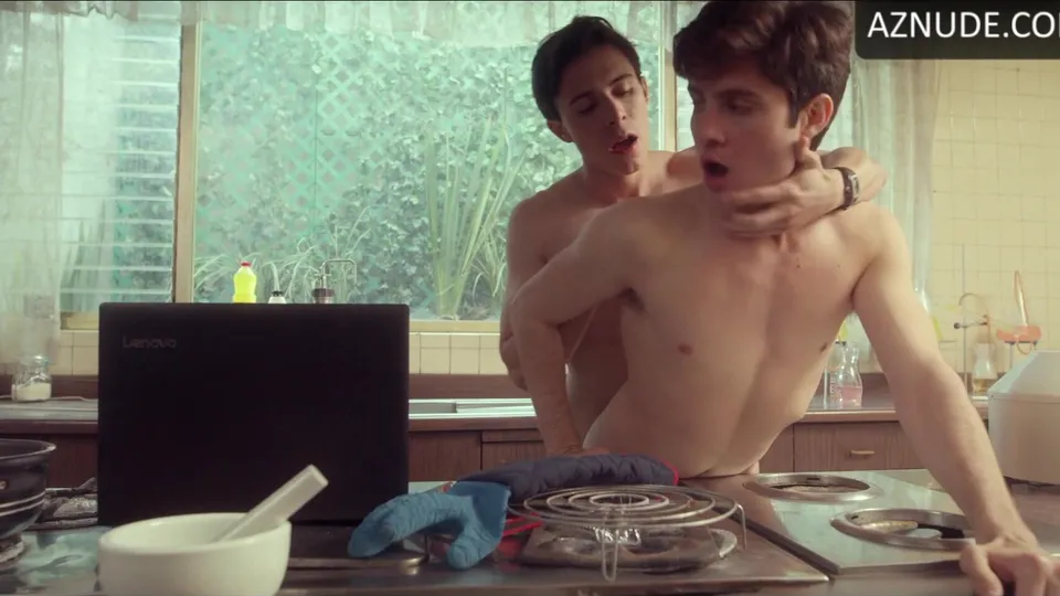 HAVING SEX IN THE KITCHEN - ThisVid.com