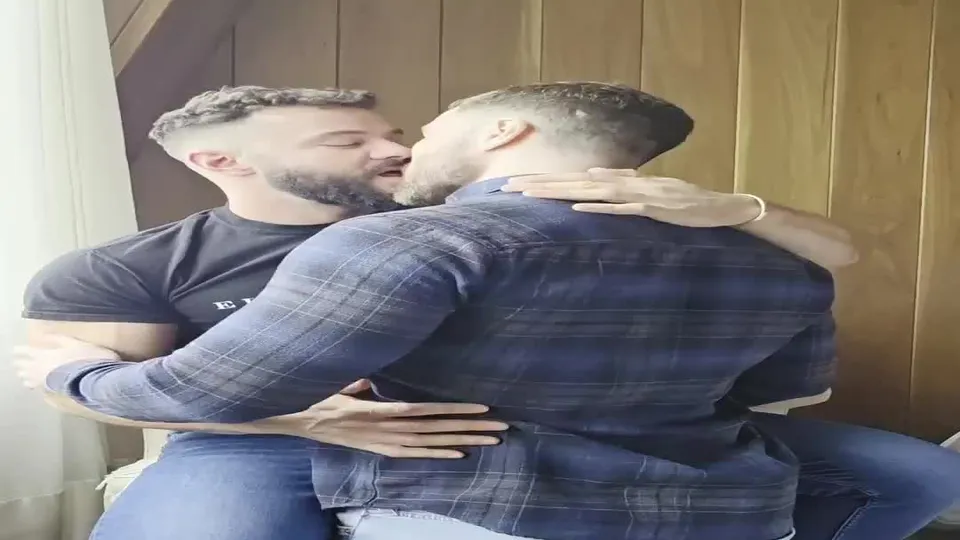 HaydenHarding Nude Leaks Gay Porn, Hairy Bearded Manly Masculine Vers Dude Topping Booties Bareback (2).mp4
