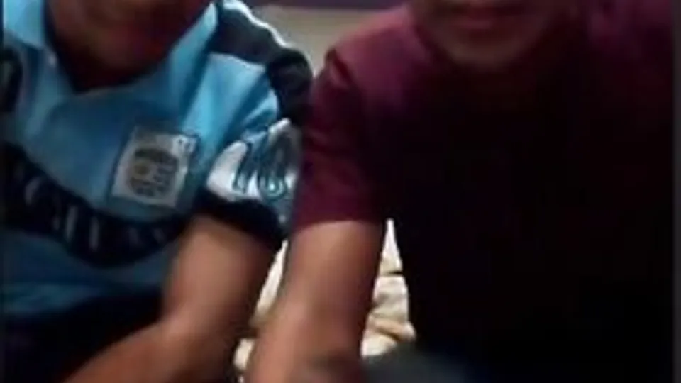 he hammers FRIENDS